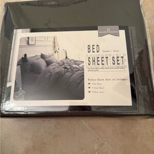 MODERNE ELEGANCE Gray Queen Brushed Microfiber Soft Comfortable Bedding Set 4pcs